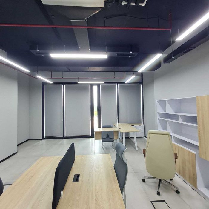 даётся в аренду офис в "Nestone" 57м2 с мебелью