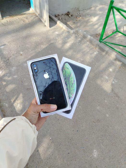 Айфон ХS/64 телефон