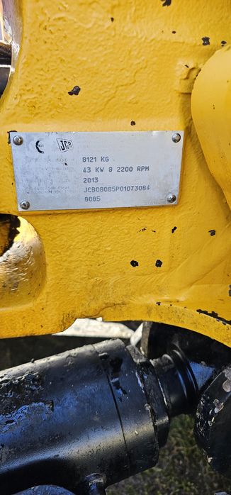 Vanzare excavator JCB 8085ZTZ