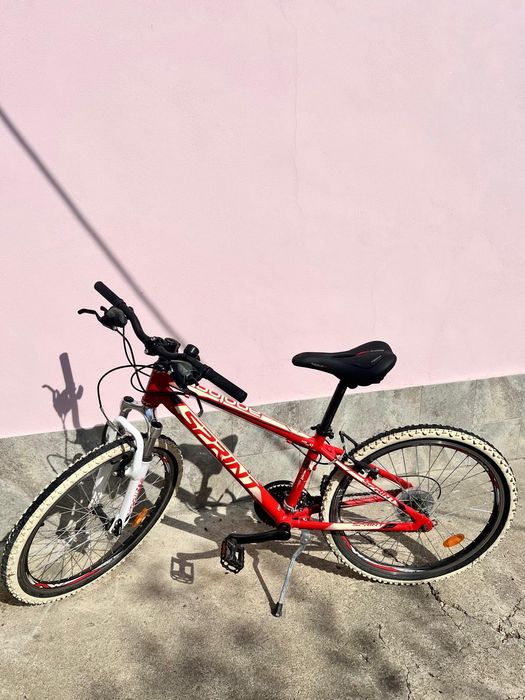 Vând bicicletă copii