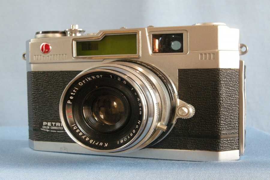 Aparat foto film clasic telemetric petri