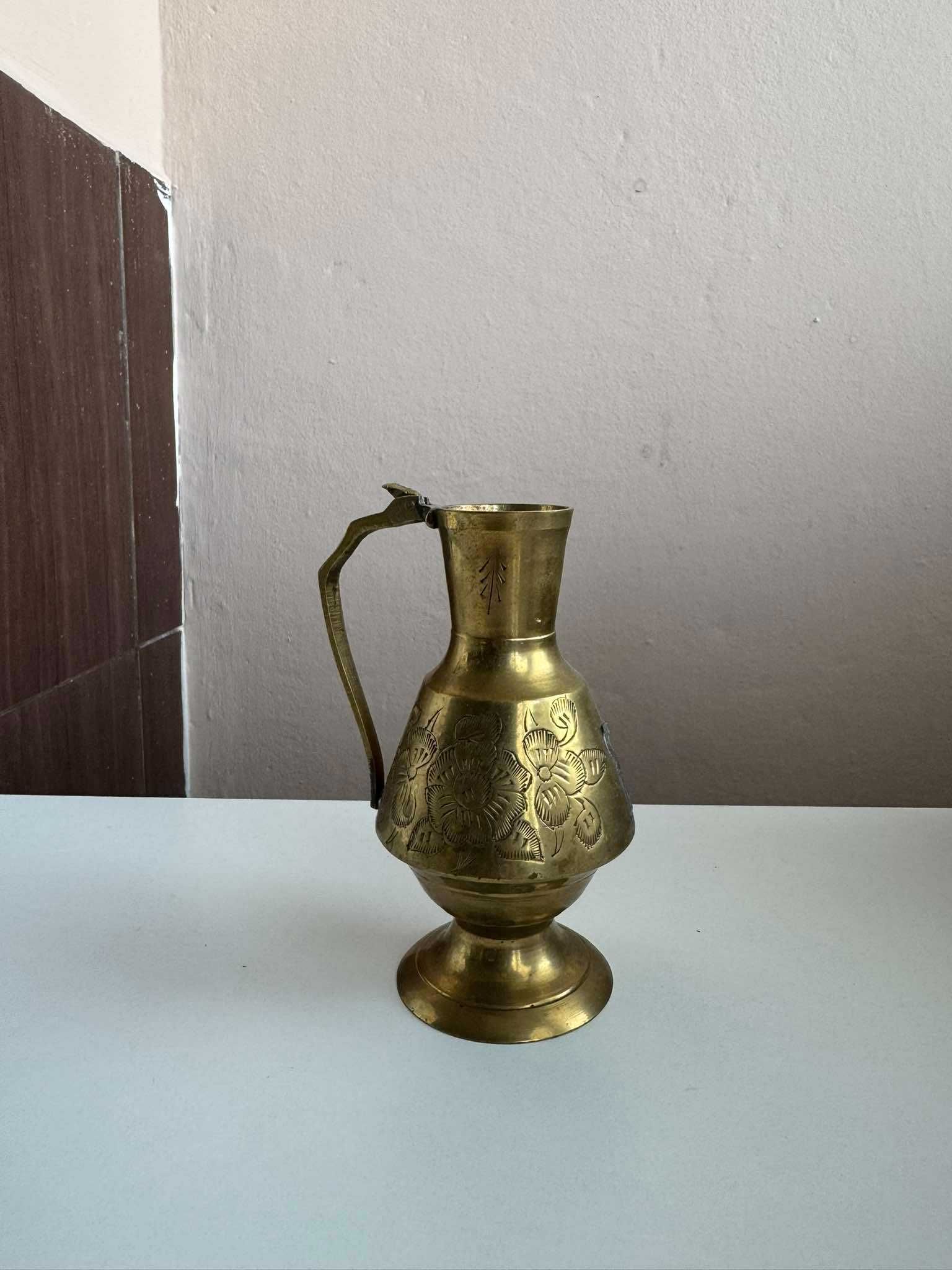 Продавам винтидж хаванче от месинг и каничка