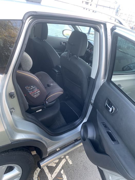 Vand Nissan j10 Qashqai Tekna 1.5 dci 110cp 2010