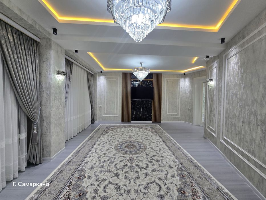 Прлдается 4 комнатная квартира площадью 135 кв.м. По улице Рудаки