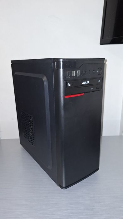 Se vinde PC gaming low-medium / office