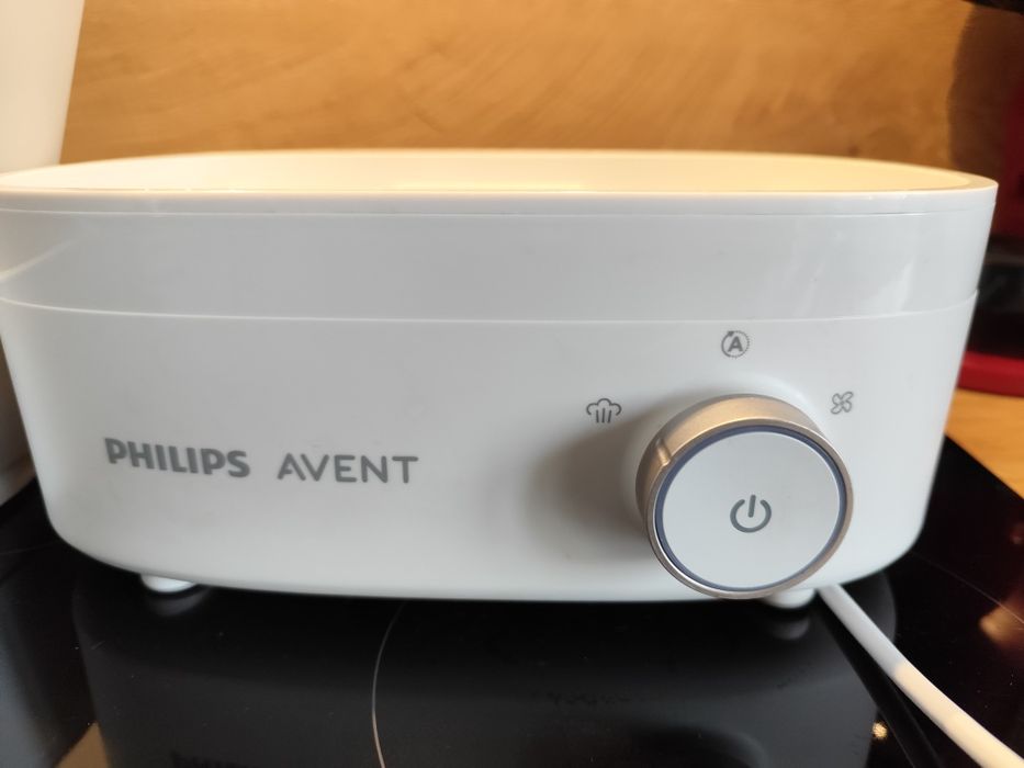 Стерилизатор Philips Avent с функция изсушаване