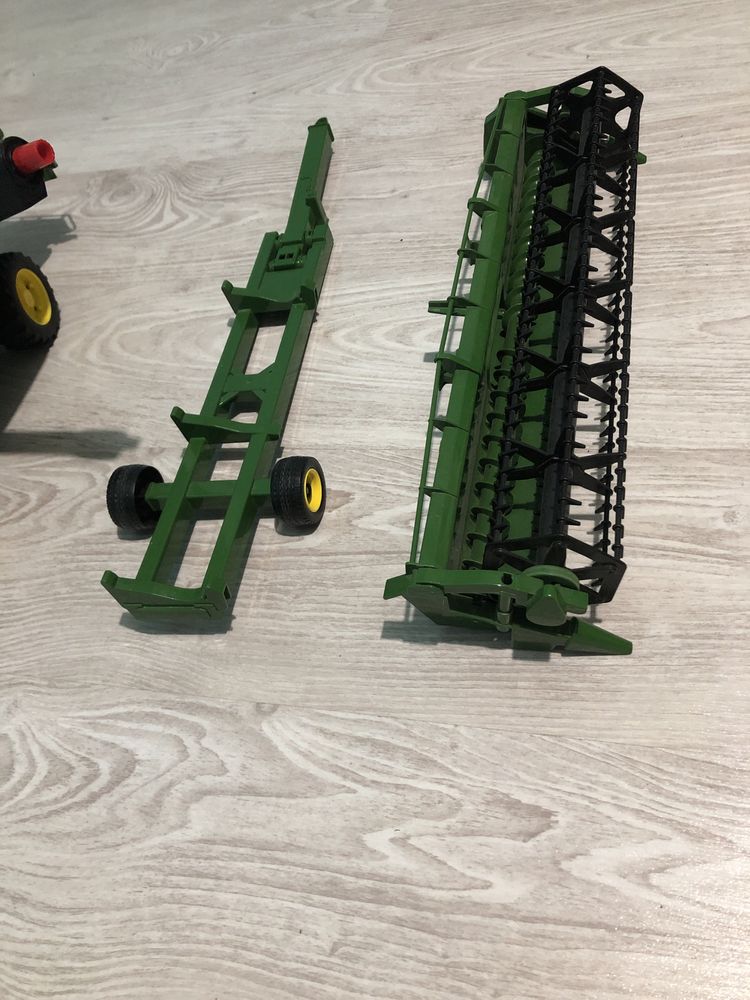 Combina bruder,john deere