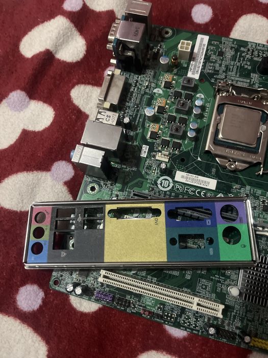 Placă de bază Acer H81H3 AM cu procesor i3 4130