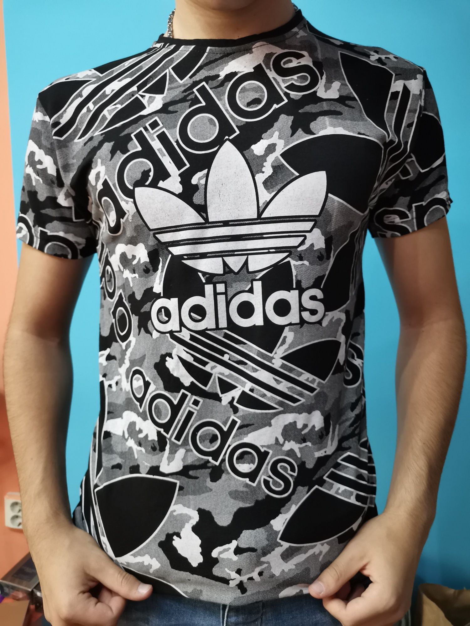 Adidas тениска нова