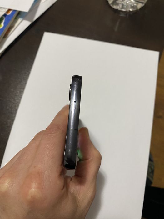 Продавам Samsung s23