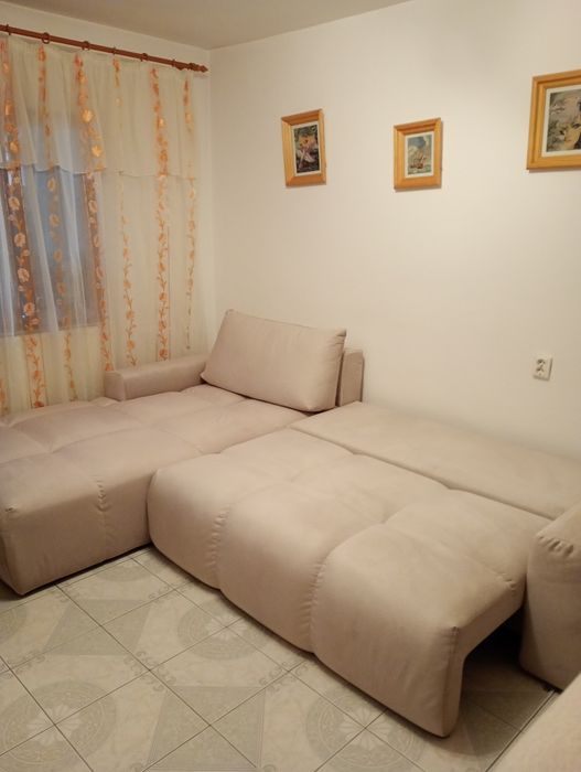 Vând colțar extensibil
