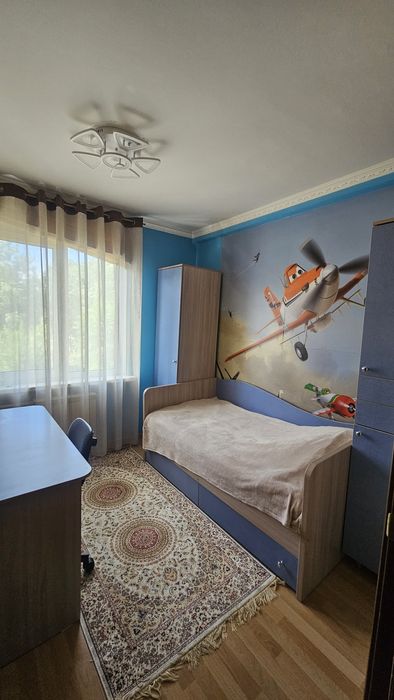 Продам мебель в детскую