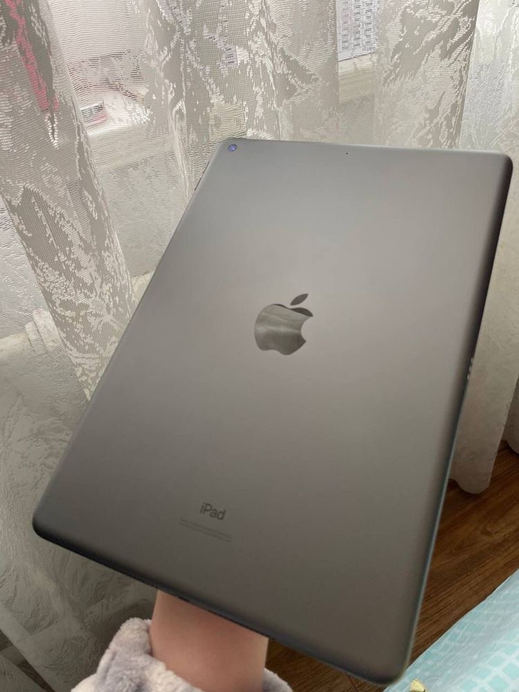 iPad 8generation 32gb 2020 в идеальном состоянии