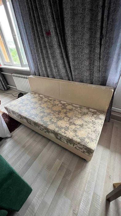 Срочно продам диван - ПИСАТЬ НА ВАЦАП