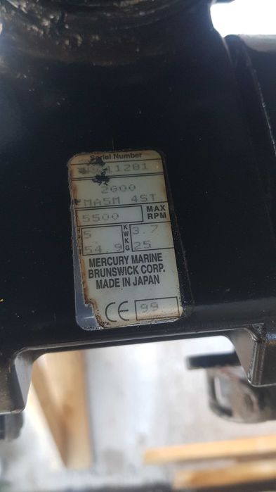 Barca Quicksilver 3.40 si motor Mariner 4T 5 cai