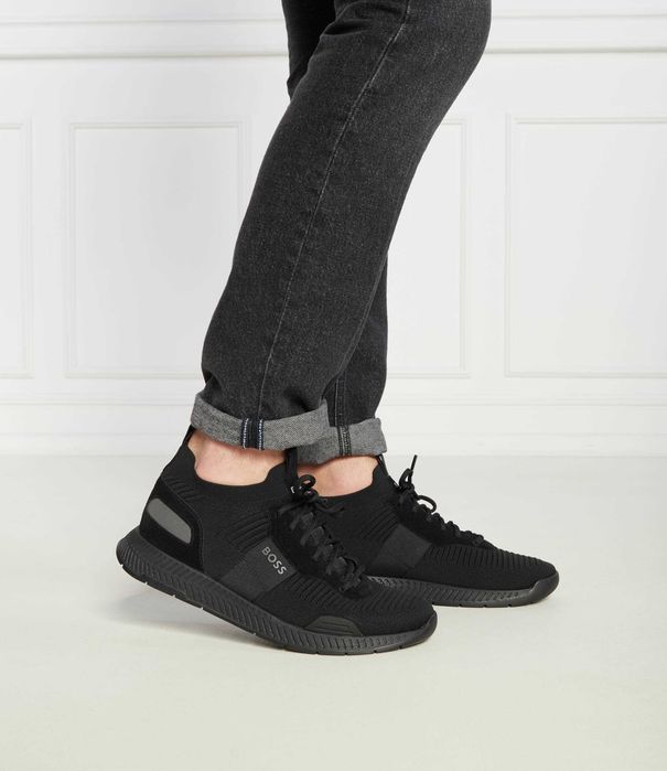 НОВИ маратонки Boss