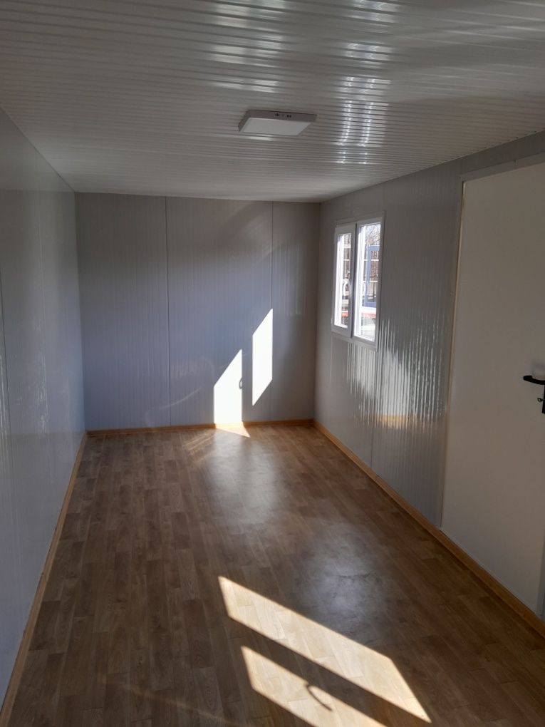 Container birouri