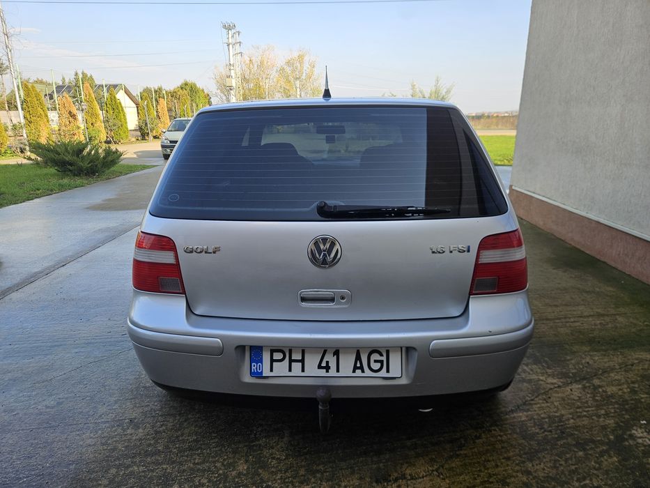 VW Golf 4 1.6 benzină Acte la zi ! Fiscal pe loc !

1300 EURO ! ! !