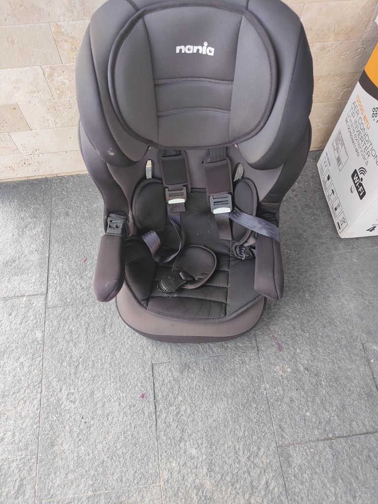 Vând scaun auto nanio