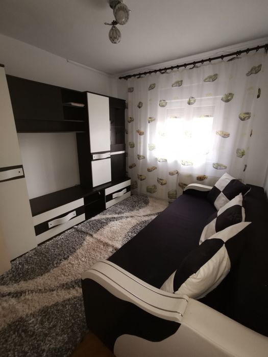 Inchiriez apartament cu 3 camere in Lugoj