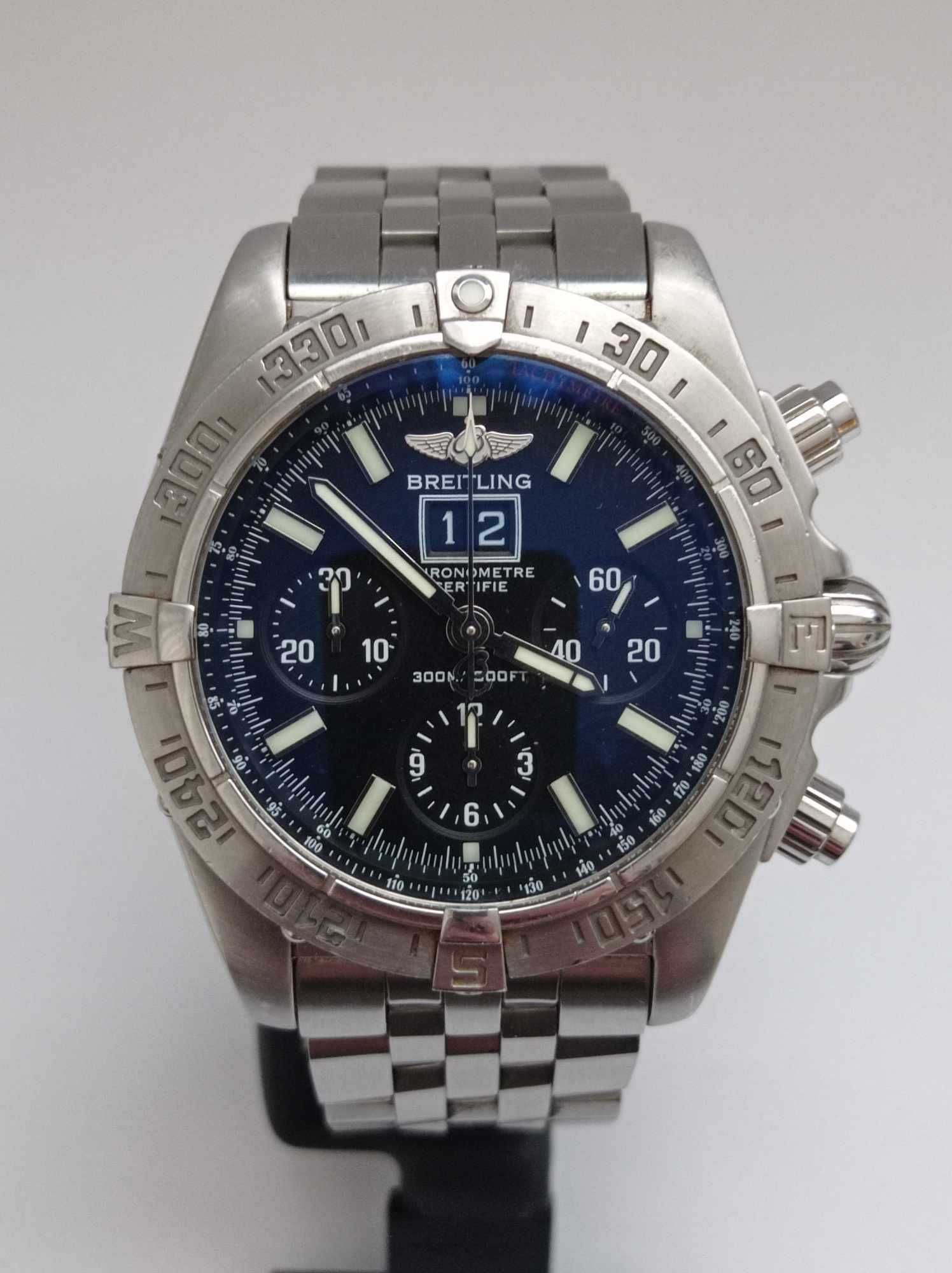 Breitling Chronomat Blackbird 44 Big Date