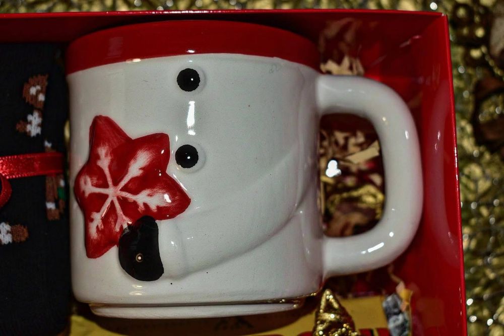 Коледна подаръчна кутия