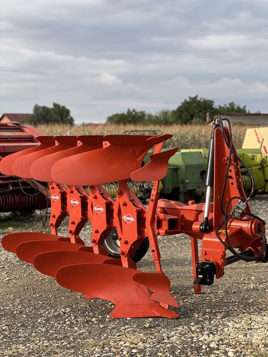 Plug Reverisbil Kuhn Master 120 Vario Cu 4 Brazde Impecabil