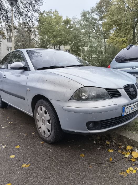 Vând Seat Ibiza pentru dezmembrări