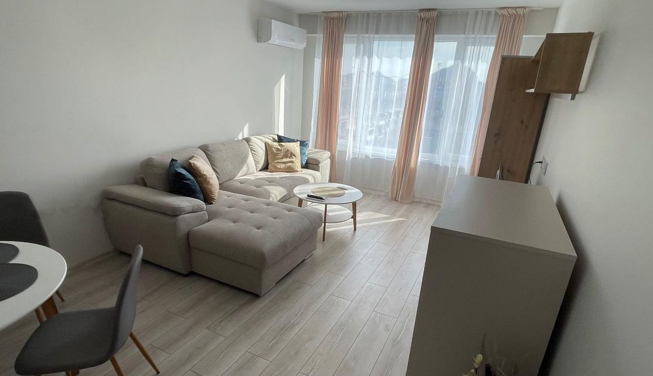Дава се под наем Двустаен апартамент в Пловдив, Западен - 58 кв.м за 475 € - Снимка #1