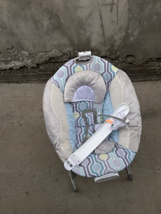 Шезлонг почти новый жаксы жағдайда