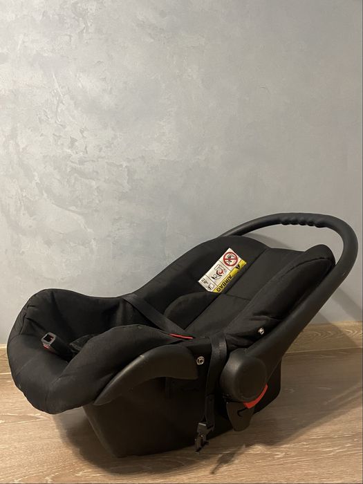 Детское автокресло с рождения (0-10 кг)