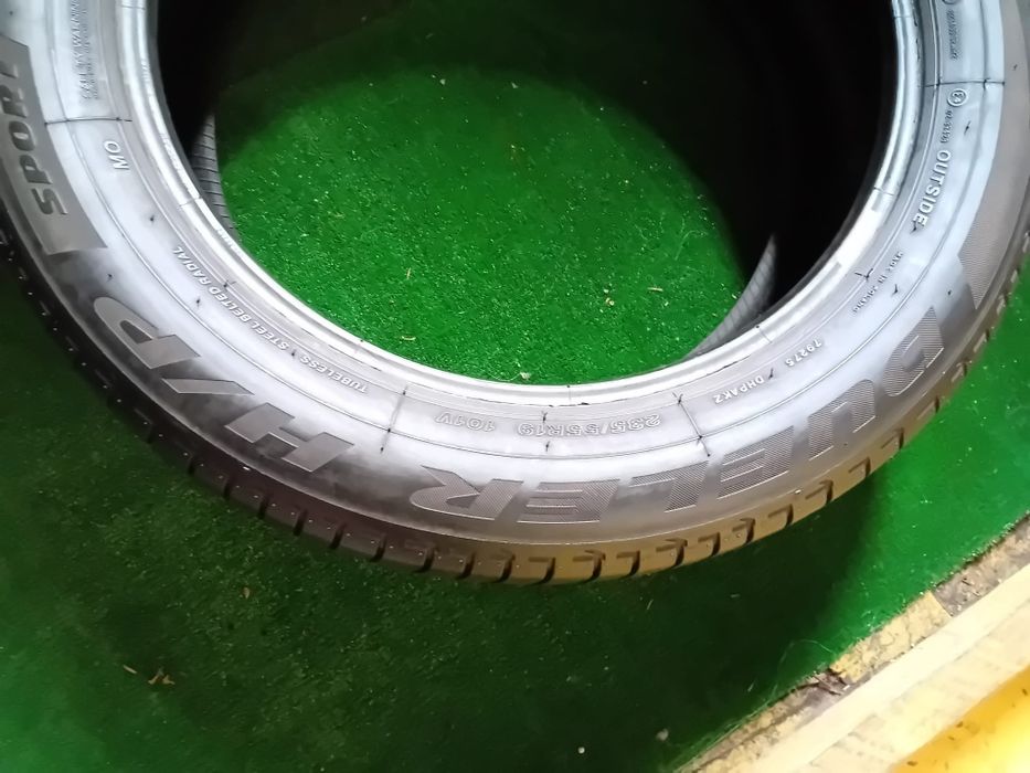 235 55 19 Bridgestone DOT 2019 vara