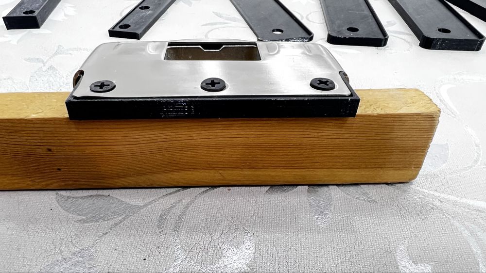 ANDEL / GUGARD подкладки под замок ответной планки