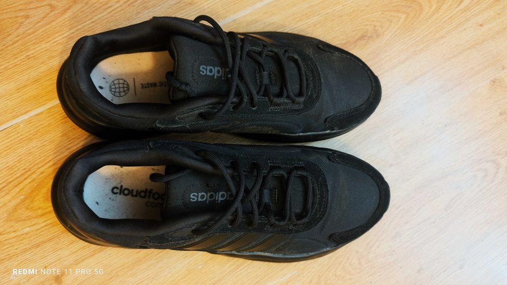 Маратонки Adidas Ozelle GX6767