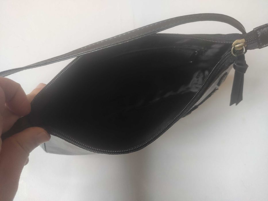 Geanta piele accesoriu moda anii 90