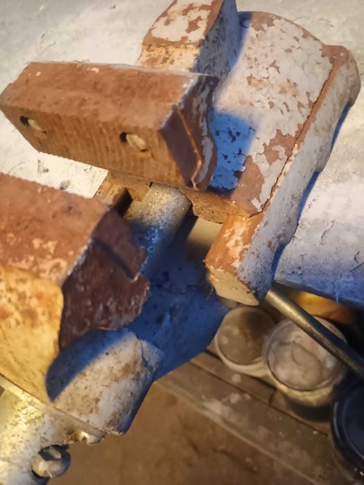 Менгеме ново шлосерско