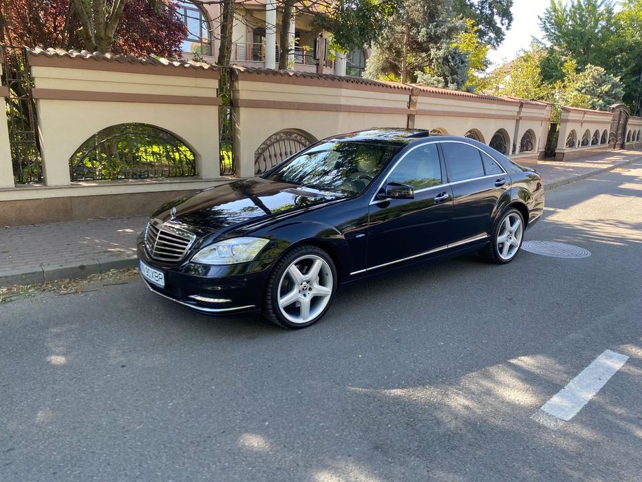 Mercedes-Benz S Proprietar