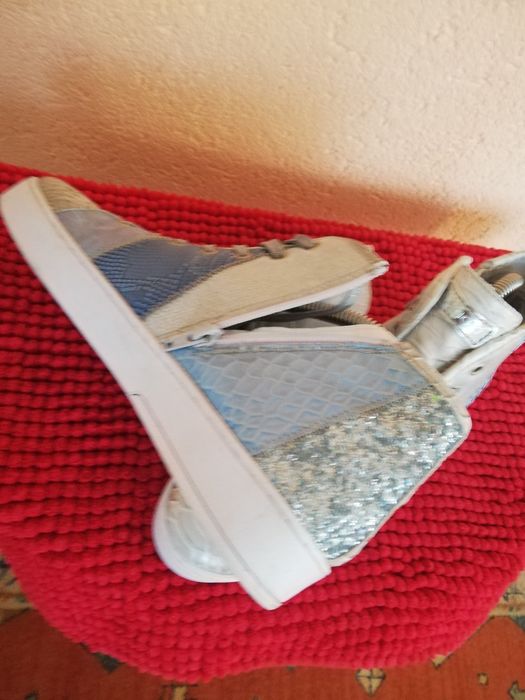 Bascheți Bugatti damă nr 41 piele