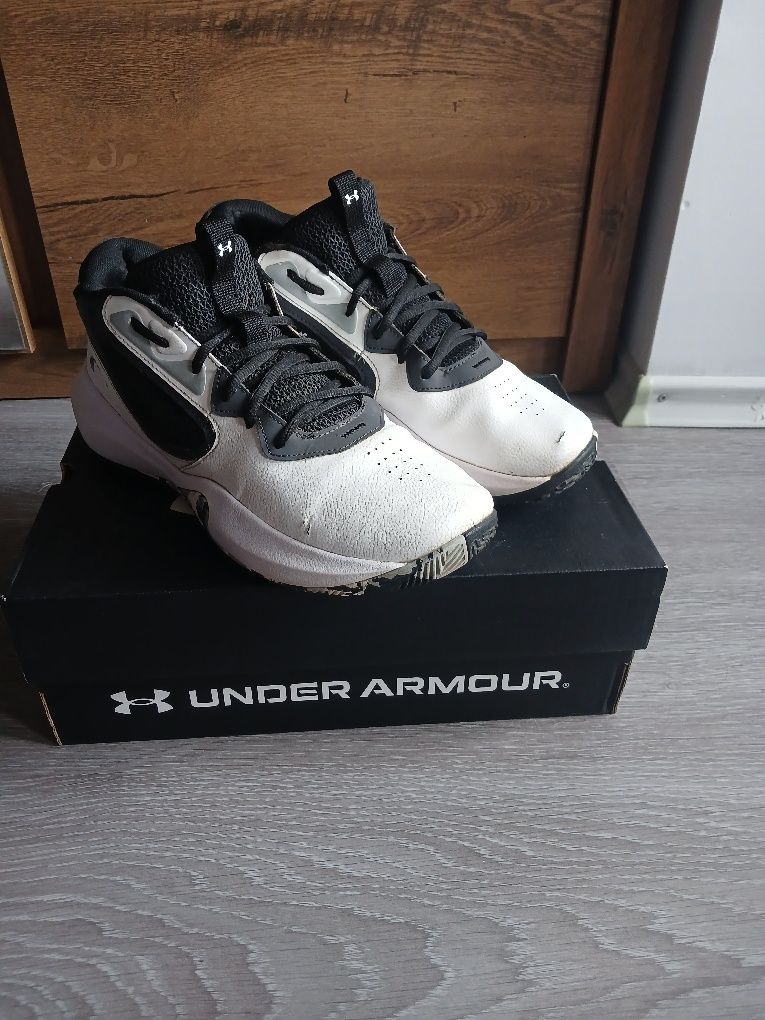 Обувки Under Armour