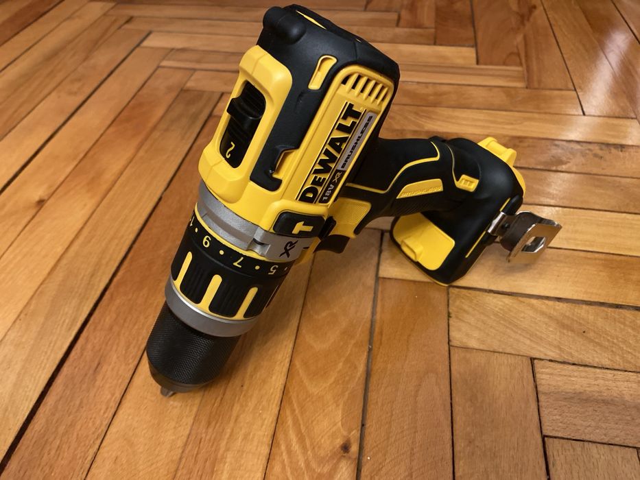 DeWALT-DCD795, nou, original.