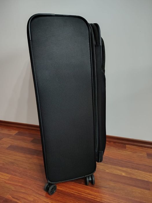 Vând valiză Samsonite