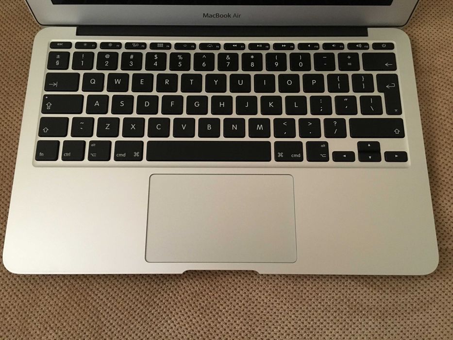 11.6' Core i5 Apple MacBook Air 2015 8GB RAM/128GB SSD/Батерия 8 ч