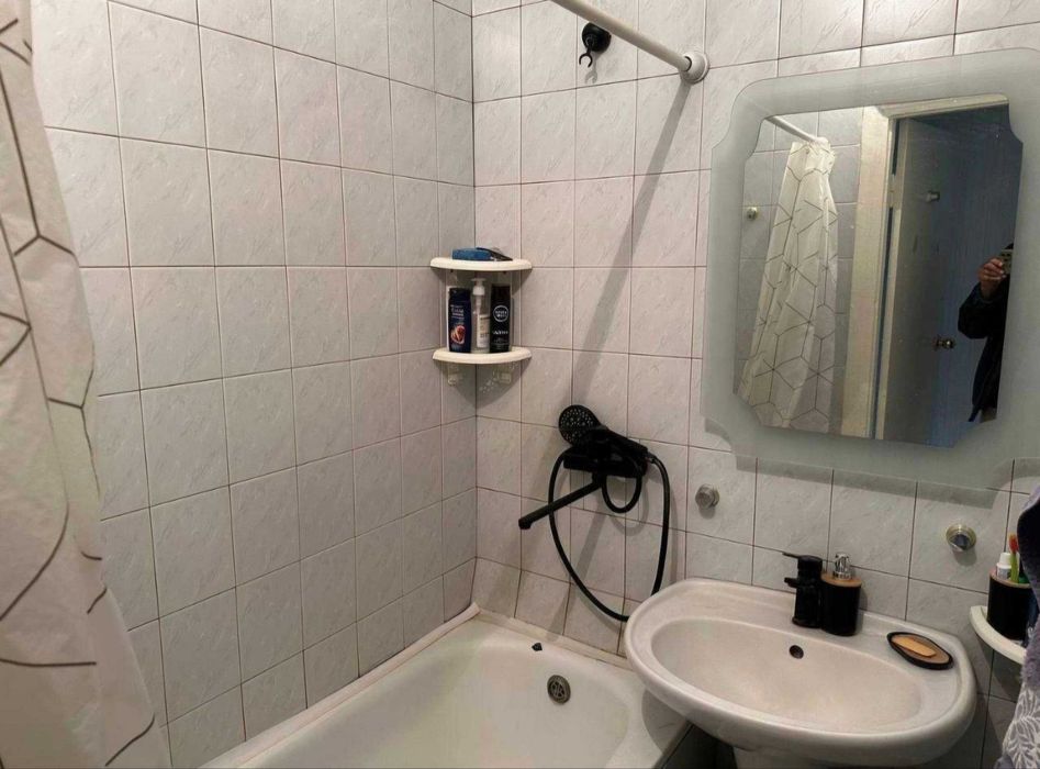 Подается квартира 2 в (3)/2/4 Кирпич 2х6 Абай 55 м2 Лабзак Ц-13 Своя