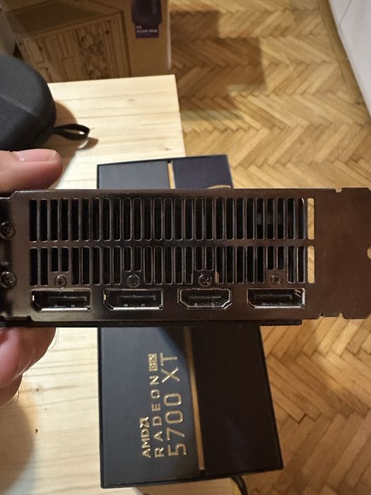 Placa video AMD 5700XT Anniversary Edition 8GB VRAM