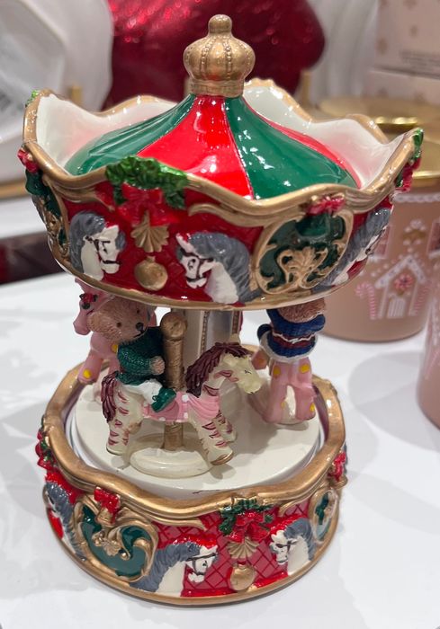 Коледна музикална кутия