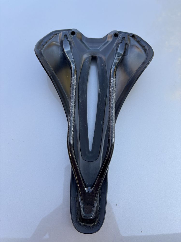 Карбонова седалка S-Works Romin Evo