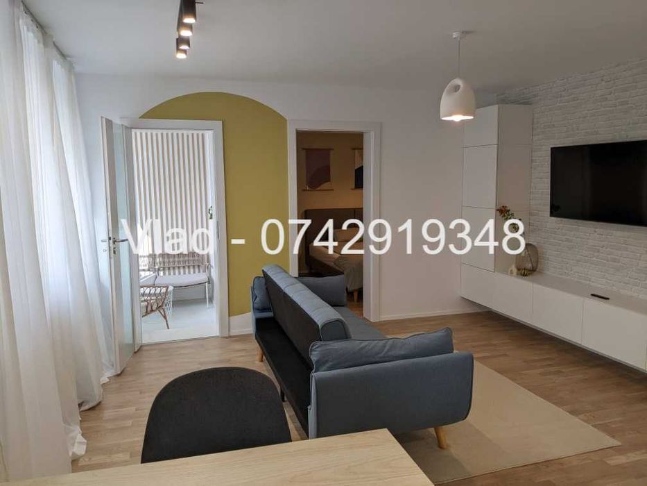 Apartament vesel 2 camere, parc Titan, metrou, 50 mp