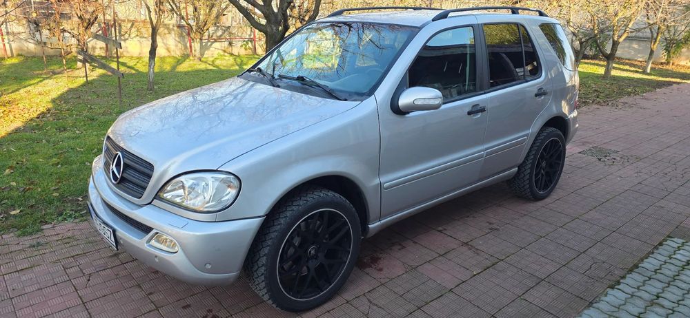 Mercedes-Benz ML ML270cDi cu reductor, fără rugină