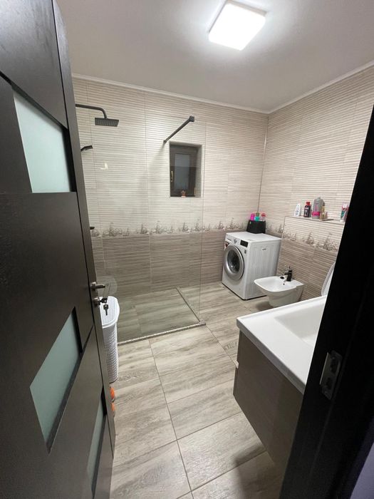 Vând apartament nou mobilat si utilat Unirii (spate la Penny)