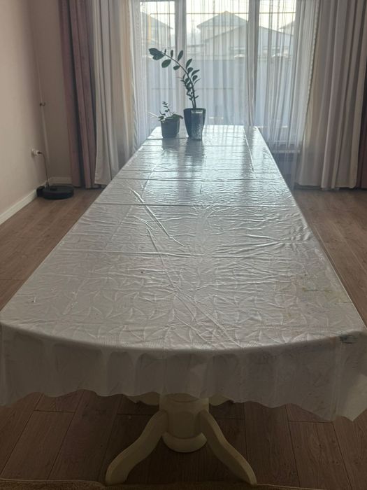 Продам стол 5 метров